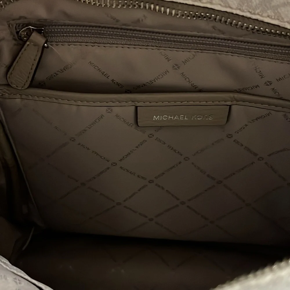 Michael Kors backpack - Picture 4 of 4